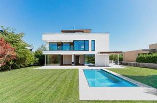 Villen zu kaufen in 5020 Salzburg, Ihr privater Rückzugsort in Leopoldskron!Moderne Designer-Villa mit Pool und Panorama pur
