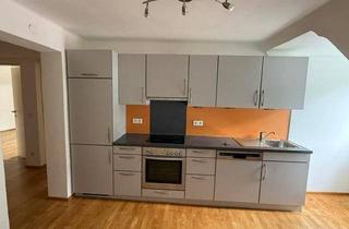Wohnung mieten in Wehrstraße, 5082 Grödig, Altbau-Wohnung in Grödig 77m2 3 Zimmer ab 1050 Euro