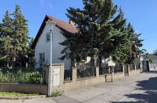 Einfamilienhaus kaufen in 2320 Schwechat, Haus in Schwechat mit großem Entwicklungspotenzial zum Verkauf