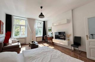 Wohnung kaufen in Klosterneuburger Straße, 1200 Wien, Bei Augarten: helle Altbauwohnung in der Klosterneuburger Straße 8