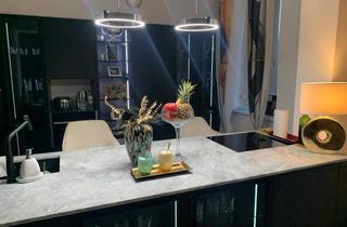 Wohnung kaufen in Idlhofgasse, 8020 Graz, Graz Stilvolle 3-Zimmer-Altbauwohnung mit Balkon in zentraler Lage NEUE PREIS 259.000 !