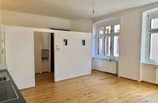 Wohnung kaufen in Bennogasse, 1080 Wien, Neu sanierte Wohnung mit zwei Zimmern und großzügiger Wohnküche