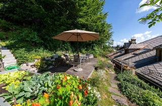 Wohnung kaufen in 5202 Neumarkt am Wallersee, "ROKOKO-GARTEN" -Historische Dachgartenwohnung im ehemaligen Baderhaus