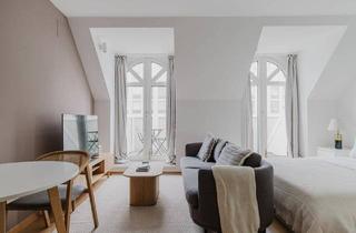 Wohnung mieten in Parkring 12a, 1010 Wien, Tolle Studio Wohnung mit Balkon in toller Lage, fußläufig vom Stephansplatz entfernt (VIE406)
