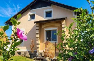 Haus kaufen in 8272 Neustift bei Sebersdorf, Liegenschaft mit Schlossblick auf 2.227 m² Baugrund und zusätzlichen Nebengebäuden - 1 km zur H2o Therme