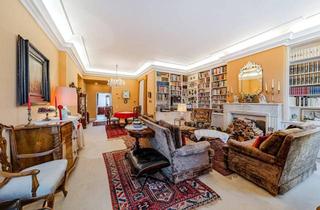 Wohnung kaufen in Köhlergasse 20, 1180 Wien, Altbaujuwel mit 500 m² Gemeinschaftsgarten und Garage