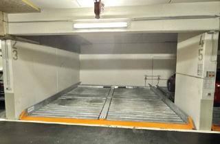 Garagen mieten in Hütteldorfer Straße, 1140 Wien, GARAGENPLATZ (STAPELPARKER) DIREKT BEI U3 HÜTTELDORFER STRASSE