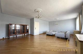 Wohnung kaufen in Triester Straße, 1100 Wien, Großzügige 115 m² Eigentumswohnung im 5. Liftstock mit Gestaltungspotenzial