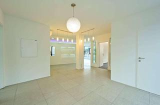 Büro zu mieten in 5760 Saalfelden am Steinernen Meer, SAALFELDEN | Büro- / Praxisfläche mit markanter Architektur und fexibel teilbaren 264 m² Nutzfläche