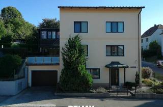 Haus kaufen in 2020 Hollabrunn, TOP PREISLEISTUNGSVERHÄLTNIS! 3 Wohnetagen mit Pool, Balkon, Garage, Wintergärten und Panoramablick!