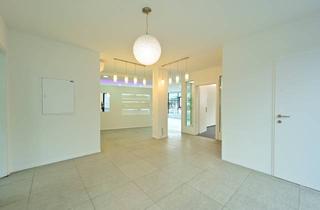 Büro zu mieten in 5760 Saalfelden am Steinernen Meer, SAALFELDEN | Büro- / Praxisfläche mit markanter Architektur und fexibel teilbaren 264 m² Nutzfläche