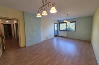 Wohnung kaufen in 4663 Laakirchen, Geräumige 3-Zimmer-Erdgschosswohnung mit großer Einzelgarage!
