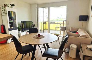 Wohnung mieten in Bergweg 13, 3350 Haag, Stadt Haag Zentrum! Sonnige 2-Zimmer-Wohnung mit Balkon und herrlicher Fernsicht, 51 m² WNFL, Küche möbliert, Freiparkplatz!