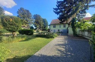 Einfamilienhaus kaufen in 2292 Engelhartstetten, Nahe Hainburg & Bratislava – Charakterhaus auf über 1.000 m² Grund