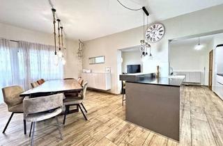 Einfamilienhaus kaufen in 8472 Straß in Steiermark, Moderner Bungalow - 2 Idente Wohneinheiten oder Einfamilienhaus, Outdoorküche & 4 Carports
