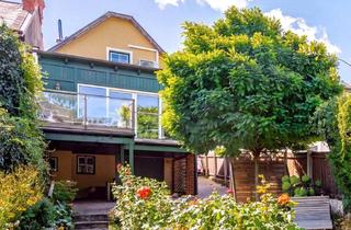 Haus kaufen in 2372 Gießhübl, EINZIGARTIGES LIEBHABEROBJEKT! Entzückendes, generalsaniertes "Winzerhaus" am Gießhübl mit traumhaftem Garten, Carport, Wintergarten, Terrasse, Weinkeller, Gartenhaus (um 95 m² erweiterbar), Salettl, uvm.