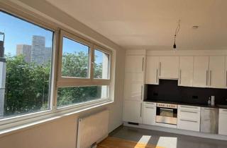 Wohnung mieten in Hallergasse 15, 1110 Wien, Sehr Helle Mietwohnung, Provisionsfrei, Ideal Für Pärchen und Junge Familie - Balkon + Loggia