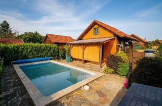 Haus kaufen in 4484 Kronstorf, Schönes Kleingartenhaus mit Pool, Terrasse und Stellplatz in Kronstorf