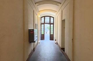 Wohnung mieten in 1080 Wien, Ruhige Altbauwohnung mit 3 Wohnräumen - Unbefristet / Quiet Period Apartment - Unlimited Rent /