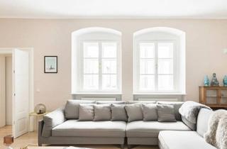 Wohnung kaufen in Stephansplatz, 1010 Wien, Bestlage Nahe Stephansplatz! Elegantes 2,5-Zimmer-Stilaltbau-Apartment in Renaissance-Gebäude in Stockwerks- und Hofruhelage