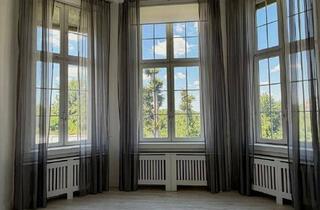 Büro zu mieten in Schönauerstraße, 4400 Steyr, Außergewöhnliche Gewerbefläche mit Galerie im Palais Werndl – 135 m²