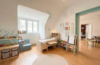 Wohnung kaufen in Untere Donaustraße, 1020 Wien, Vis a vis Urania - und UNIQA Tower - 6. Liftstock - Eingang Untere Donaustraße - Ausrichtung Ferdinandgasse auf Stiege 2