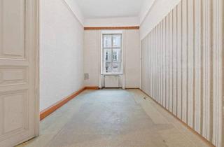 Wohnung kaufen in Clusiusgasse, 1090 Wien, Hoflage im Servitenviertel, sanierungsbedürftige 3 Zimmer, ca. 68,47 m²
