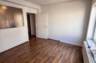 Büro zu mieten in 4780 Schärding Vorstadt, Vielseitige Büro- oder Geschäftsfläche im Erdgeschoss mit Parkplätzen - ca.100 m² in Schärding