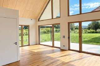 Villen zu kaufen in Am Sonnweg, 8454 Arnfels, Bungalow mit Grünblick, PV-Anlage, Speicher und luxuriöser Tischler-Küche!