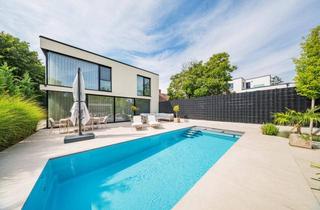 Villen zu kaufen in Am Mühlwasser, 1220 Wien, Villa mit Pool und hochwertiger Ausstattung