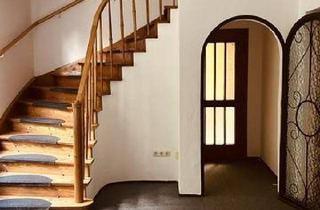Haus kaufen in 4052 Ansfelden, Altbaujuwel mit besonderem Charme, großem Grundstück und mit toller Aussicht!