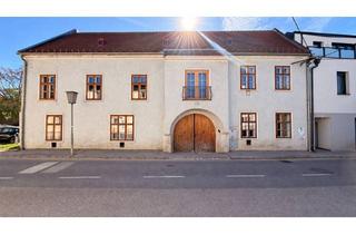 Haus kaufen in 2130 Mistelbach, 6,2% Rendite - historisches Zinshaus im Herzen der Stadt