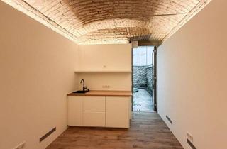 Büro zu mieten in Schlickplatz, 1090 Wien, Studio am Schlickplatz - Office / Beauty / Massage / Therapie Etc. Möglich