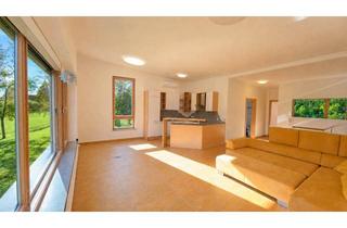 Wohnung kaufen in 9074 Keutschach, Ein Seeblick wie in den Ferien