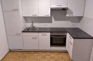 Wohnung mieten in Griesgasse, 8020 Graz, 3er-WG: Neuwertiger 3 ZIMMER-Altbau, extra Wohnküche möbliert, Bad mit Wanne und Fenster, extra WC!
