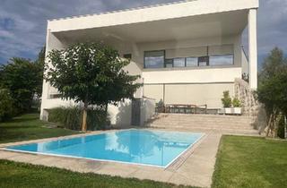 Villen zu kaufen in 4040 Linz, Luxusvilla mit Donaublick bei Linz