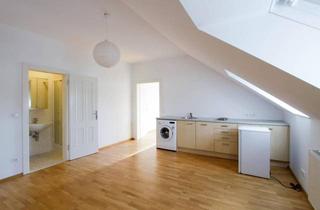 Wohnung kaufen in 2620 Neunkirchen, Kompakt Wohnen im großen Stil! Dachgeschosswohnung im obersten Liftstock einer Stadtvilla!