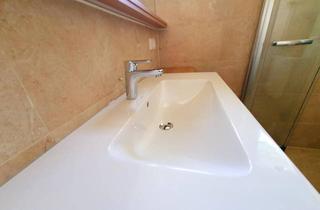 Wohnung mieten in Grasbergerstraße, 8020 Graz, * * * NÄCHST FH-JOANNEUM und SCHLOSS-EGGENBERG... ERSTBEZUG nach GENERALSANIERUNG... TOLLE KÜCHE * * *