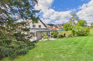 Haus kaufen in 2851 Krumbach, Großzügiges 12-Zimmer Zweifamilienhaus mit Wintergarten und 2 Garagen | 2851 Krumbach