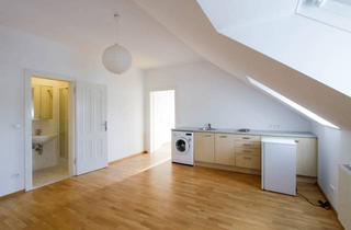 Wohnung kaufen in 2620 Neunkirchen, Kompakt Wohnen im großen Stil! Dachgeschosswohnung im obersten Liftstock einer Stadtvilla!