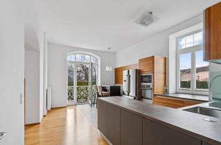 Wohnung kaufen in 2620 Neunkirchen, Wohnen auf höchstem Niveau – exklusive Eigentumswohnung in stilvoller Villa