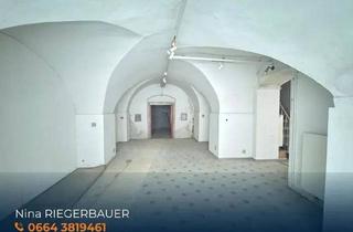Geschäftslokal mieten in 8230 Hartberg, Praktischer Lagerraum mit Altbauflair und Zwei Schaufenster zur Michaeligasse