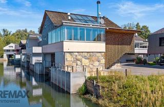 Haus kaufen in In Der Schanz 125, 6971 Hard, Direkt am Wasser: Exklusives Bootshaus mit Luxuskomfort