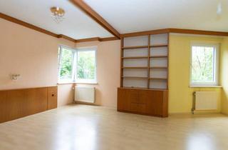 Wohnung kaufen in 2500 Baden, Eigentumswohnung in der Weilburgstraße: ehemalige 3-Zimmer-Wohnung umg+ Tiefgaragenplatz ebaut auf eine großzügige 2-Zimmer-Wohnung, mit Loggia : im 2.Stock zu Fuß