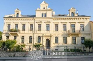 Wohnung kaufen in 1180 Wien, Traumhafte Beletage mit Südterrasse und einzigartigem Altbauflair!