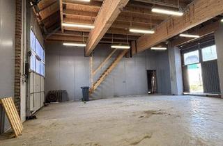 Gewerbeimmobilie kaufen in 2154 Unterstinkenbrunn, 100m² Halle Nahe Laa/Thaya mit renovierungsbedürftigem Bauernhaus - für nur 129.000