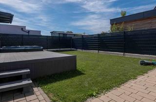 Hotel kaufen in 4643 Pettenbach, Pettenbach: Urlaubsgefühl das Ganze Jahr - Exklusives Mobilheim mit Wintergarten, Whirlpool & Traumhaftem Außenbereich