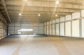 Lager mieten in 4910 Ried im Innkreis, Großzügige Lagerhalle mit Ca. 2.147M² in Ried im Innkreis zu Vermieten! Teilbar! Freiflächen Vorhanden!
