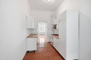 Wohnung kaufen in Pilgramgasse, 1050 Wien, Margareten, neu gedacht | Neun bezugsfreie Altbauwohnungen mit Lift, wenige Minuten zur U4