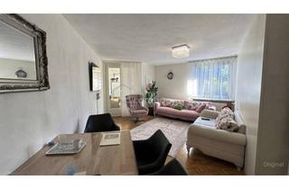 Wohnung kaufen in 6840 Götzis, Götzis - Helle Eigentumswohnung im obersten von drei Stockwerken, 3 Zimmer, Loggia mit Glasfront zum Öffnen oder Schließen, 77 m2 + 9 m2 Loggia, Gesamt 86 m2, inkl. 1 TG und 1 Kellerabteil.